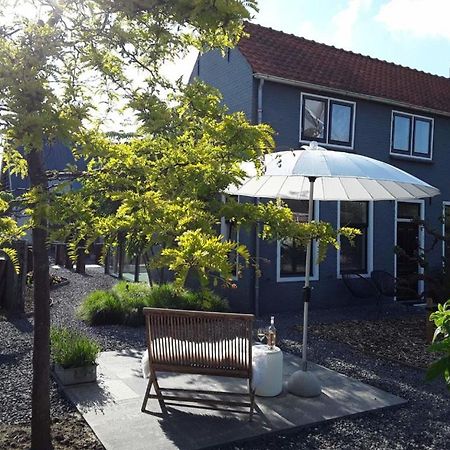 Maan B&B + Galerie Kortgene Exterior photo
